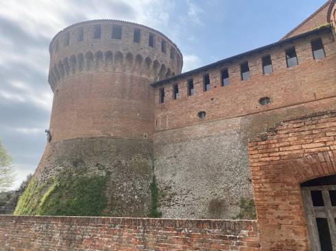 ItalienDozzaBurg